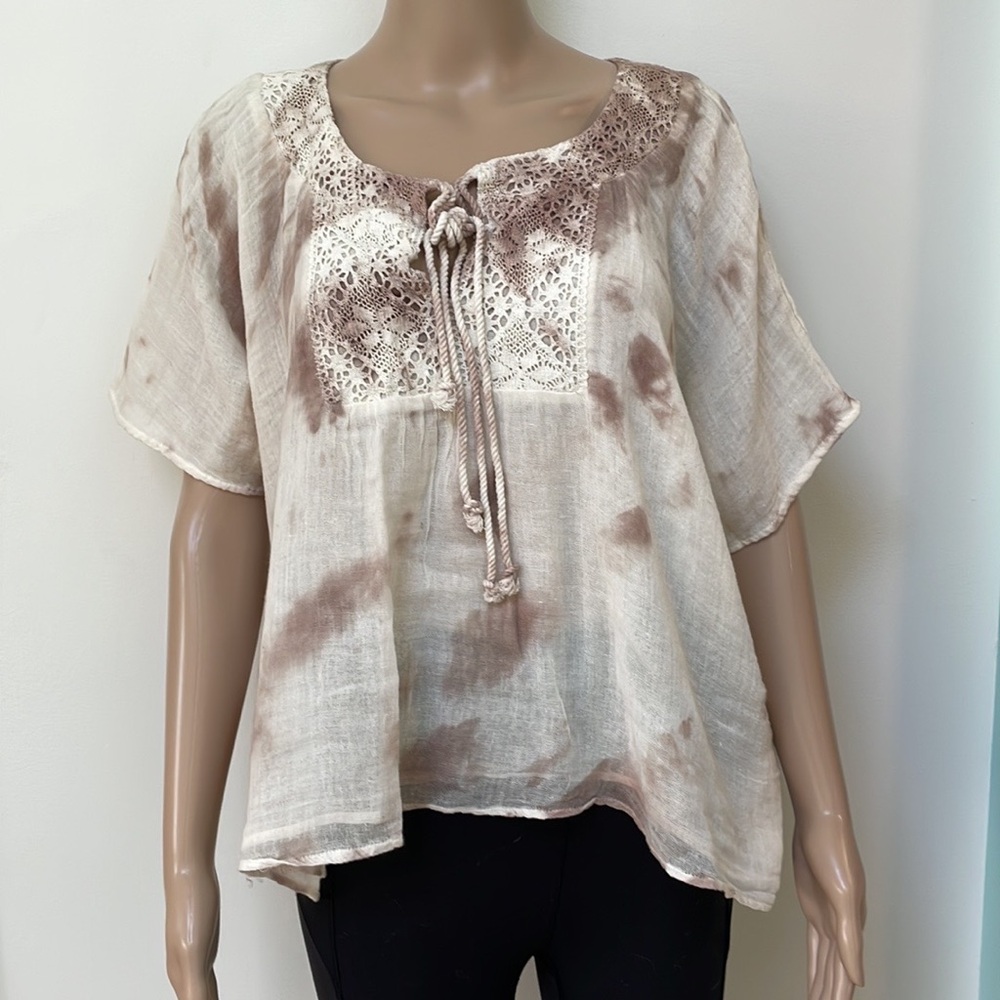 Hippie Laundry tie dye size small crop top